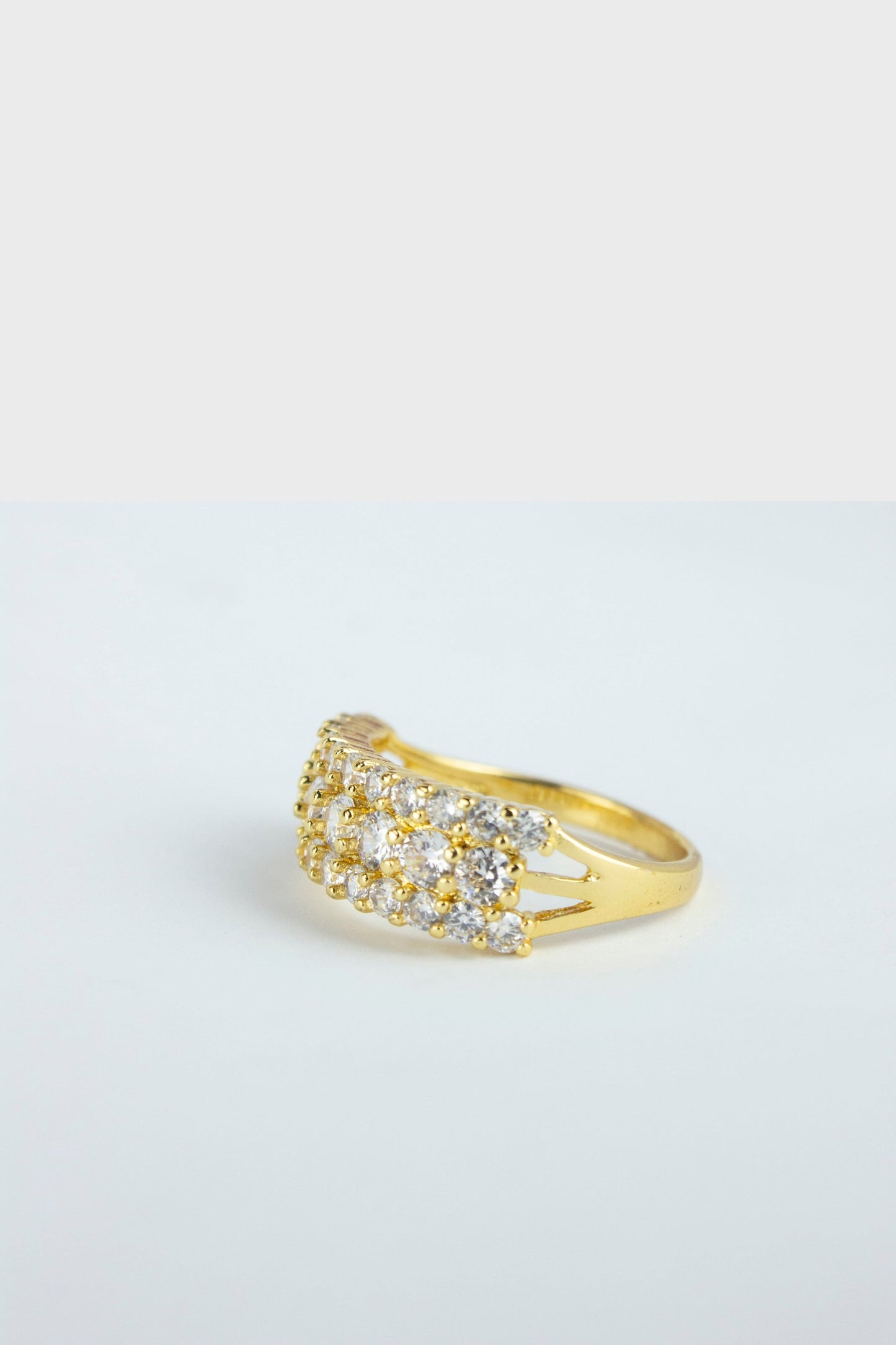 Special Diamond Design Ring - One Carat Gold Plated